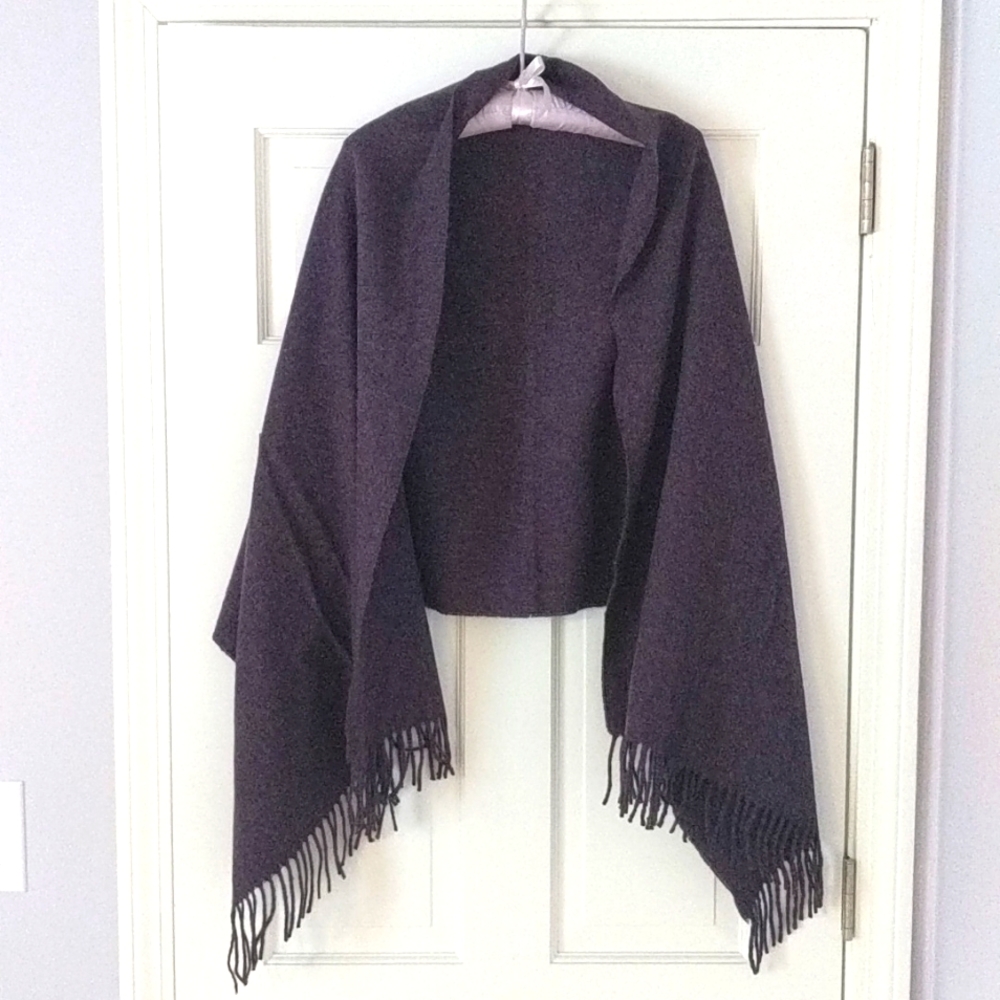 Women's Purple Lambswool Scarf.